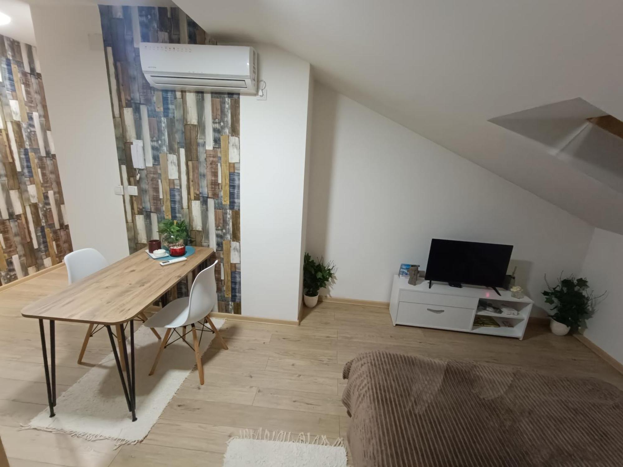 Apartmani S - Dsn Kraljevo Rum bild
